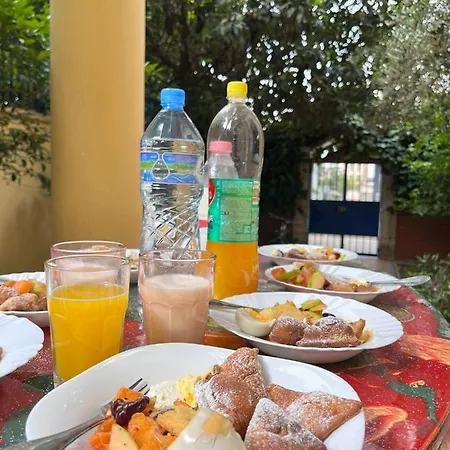 אכסניה Blue Door *