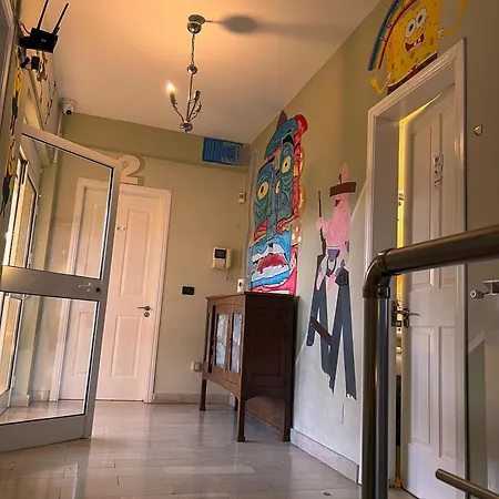 Blue Door Hostel Tirana