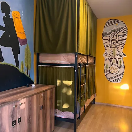 Blue Door Albergue Tirana